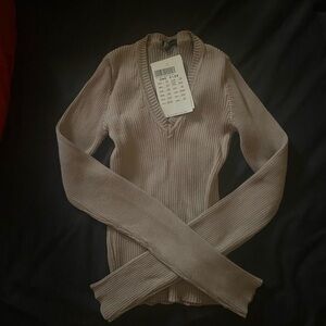 Brandy Melville Brown Sweater